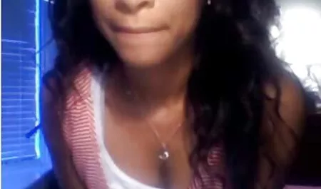休日のために家の中でクソ学生。 女の子 の ため の 動画 h