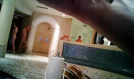 シャワーや姉妹愛好家の後にストッキングbares弾性おっぱいで欲情乳首 女の子 専用 h