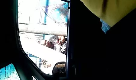 温泉は金髪fisting彼女のお尻とボトル 女の子 の 為 の h