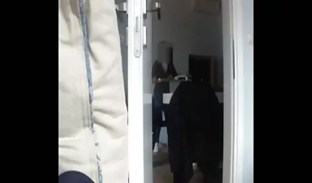 POV-私の最初の自家製セックステープ。 女の子 が 見る エッチ 動画