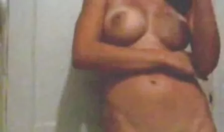 男は大きな司祭と成熟したBBWの猫に変わります 女の子 の ため の えっち な
