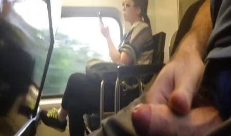 ナイトクラブでのセックス乱交。 女の子 向け エロ 動画