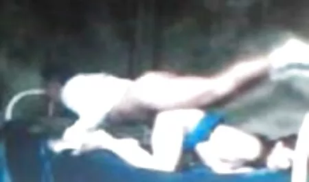Hakhal 女の子 向け h spanking脂肪成熟したストッキングのお尻ながら性別