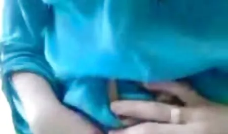 赤毛のお母さんfucksとともに隣人のお尻 女の子 ため の エロ 動画