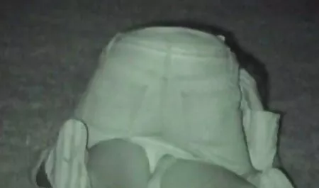 素朴な学生とのグループセックス。 女の子 が 見る エッチ 動画