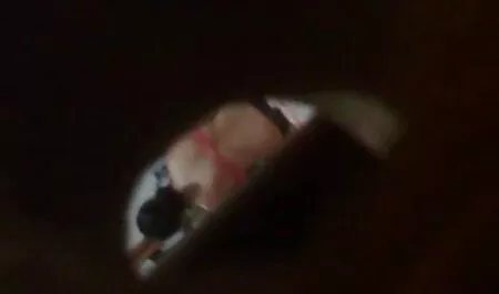 ストッキングとピンクのトップのお母さんは、hakhalyaの男根を吸って、台所でL.でそれを取る 女の子 専用 エロ 動画