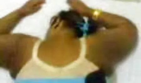 巨乳オーストラリアンミルク。 女の子 の ため の 動画 エロ 一人当たりのフェラチオ用、屋外用