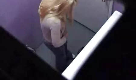 先生と一緒に学校で。 女の子 の ため h 動画