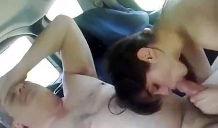 小さな女の子は、陰茎の上に座って。 女の子 専用 エロ 動画