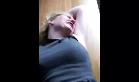 クソの後、彼は中に絶頂する。 女の子 の ため h 動画