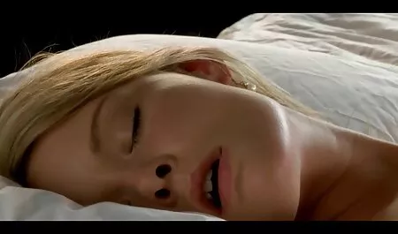 巻き毛の雌牛は、午前中に猫の学生とポンドし、開いた口の中で兼を取った 女の子 専用 エロ サイト