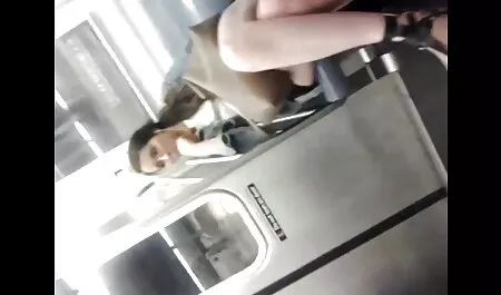 カウボーイの妹、プールテーブルの上のバーの女の子 女の子 の ため の エッチ な 動画